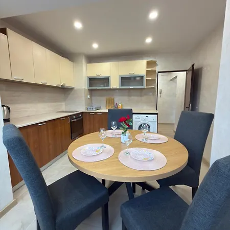 Diamond - Next To Grand Mall Varna