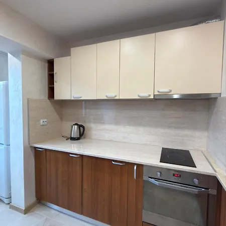 Lejlighed Diamond - Next To Grand Mall *