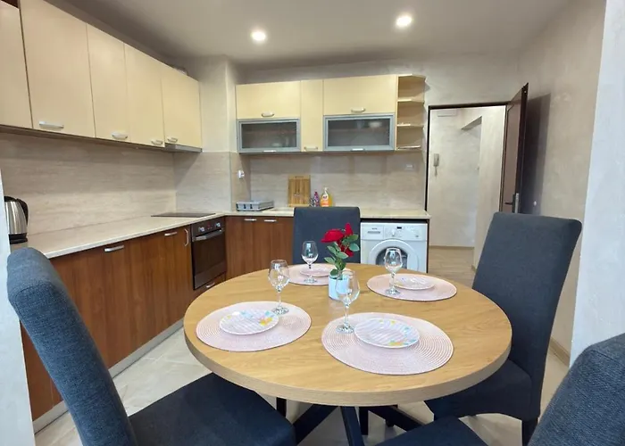 Diamond - Next To Grand Mall Varna