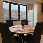 Diamond - Next To Grand Mall Lägenhet *