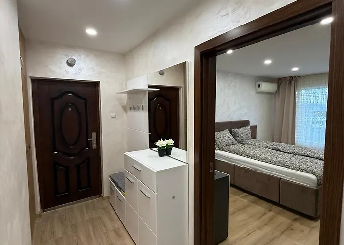 Diamond - Next To Grand Mall Daire *