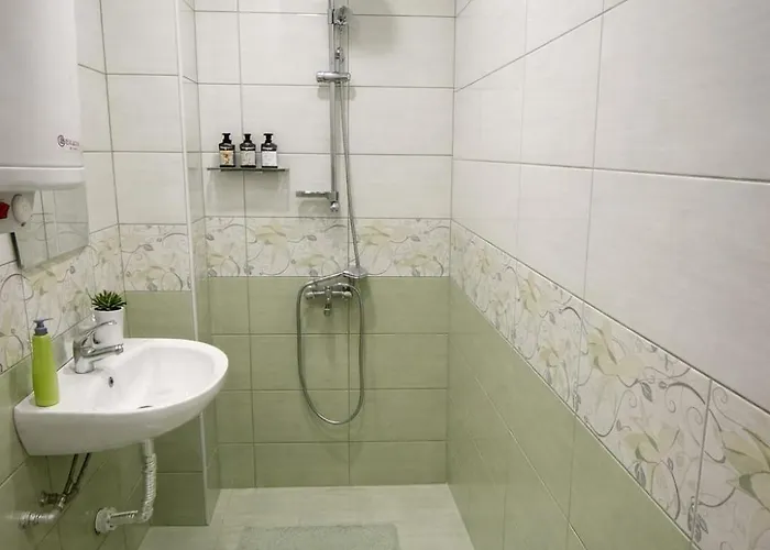 Daire Diamond - Next To Grand Mall *